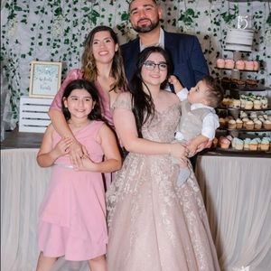 Meet your Posher, Crystal